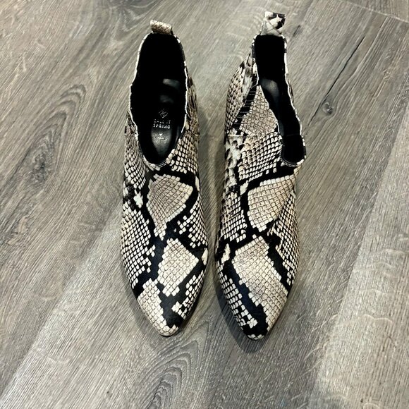 Snakeskin ankle boots - Picture 1 of 1